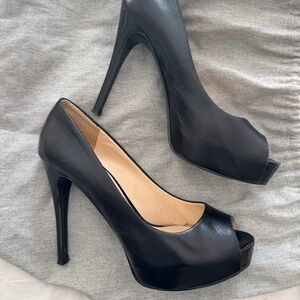 Guess black calfskin peep-toe platforms